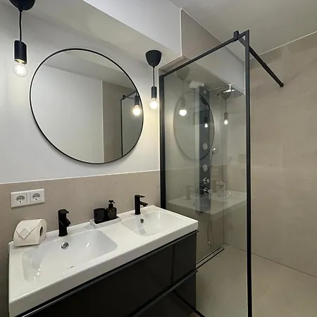 90qm - 5 - Parkplatz - Autobahn - Blauen Apartman *