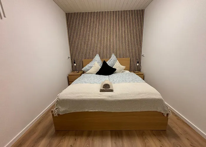 Apartman 90qm - 5 - Parkplatz - Autobahn - Blauen Garbsen