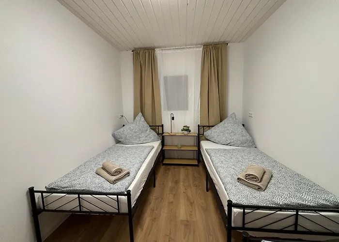 Apartamento 90qm - 5 - Parkplatz - Autobahn - Blauen *