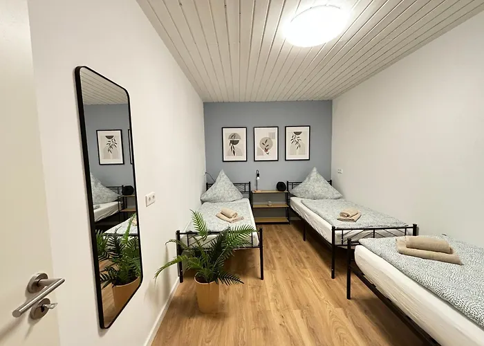 90qm - 5 - Parkplatz - Autobahn - Blauen Apartman *